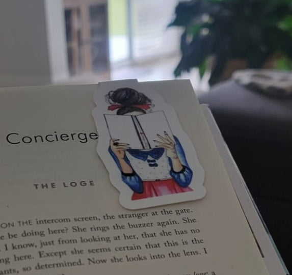 A Girl With Her Book Bundle – Frosted Glass Cup + Magnetic Bookmark