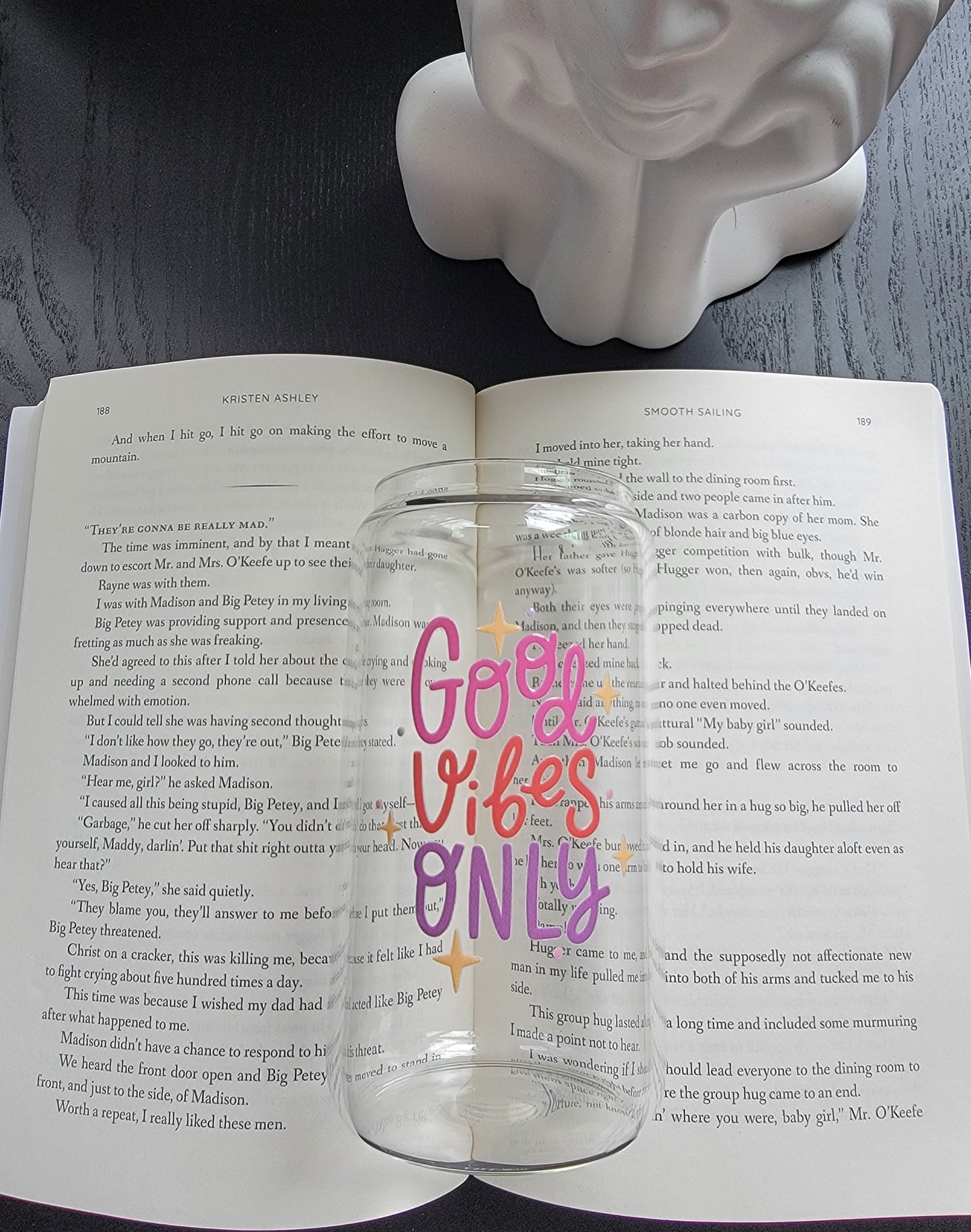 16oz Glass Cup – Read, Sip, Repeat